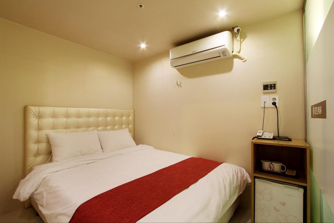 Hotel Myeongdong Сеул Экстерьер фото